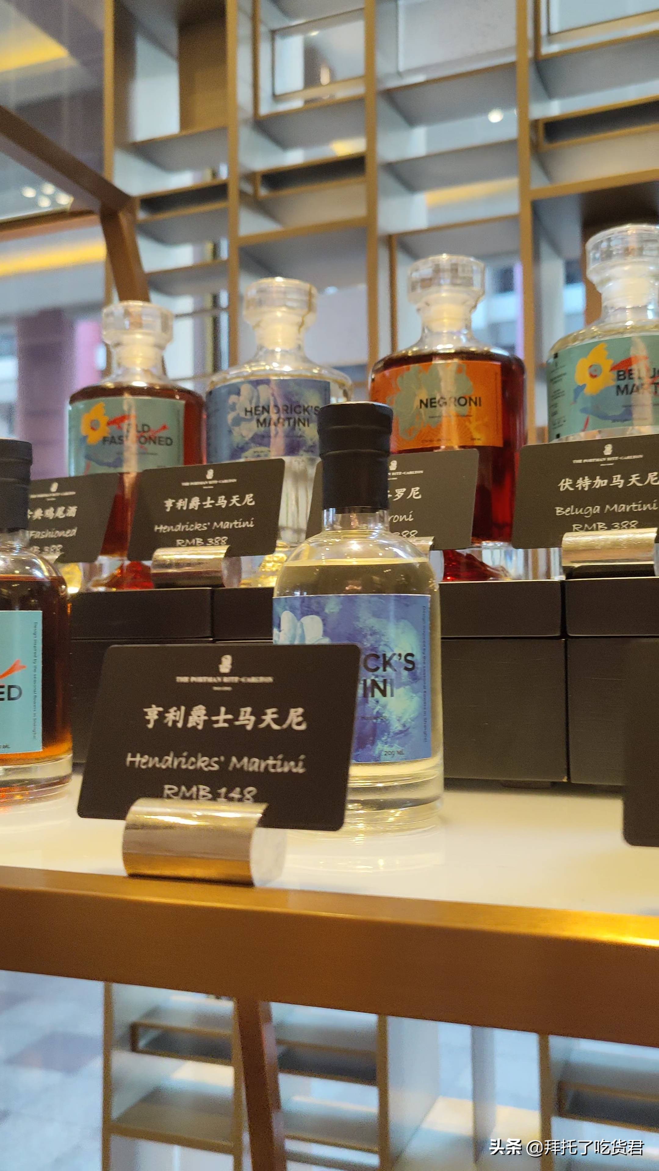 魔都正中心，这家礼品店还没开门就赢在了起跑线