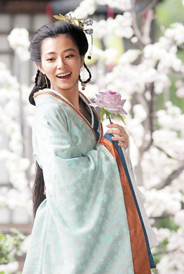 美人心计2部(11年后,《美人心计》九位主演近况悬殊,有人整容却"被