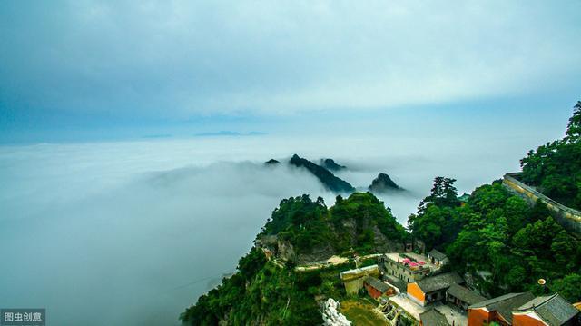 武当山天柱峰——金殿