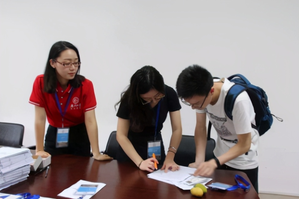 如何争取大学“保研”资格？这4个条件很关键，学生有必要知晓