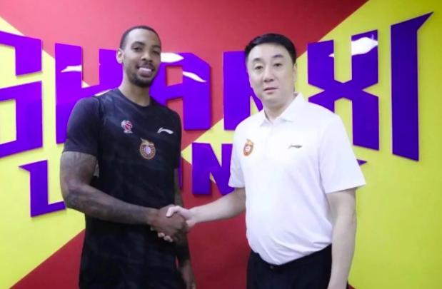 2018年NBA总决赛(恭喜杨鸣，李洪庆拿下2米08NBA总冠军，郭艾伦韩德君不再孤军奋战)