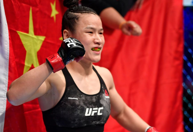 人人体育能看ufc直播吗(白大拿命，UFC拼了？)