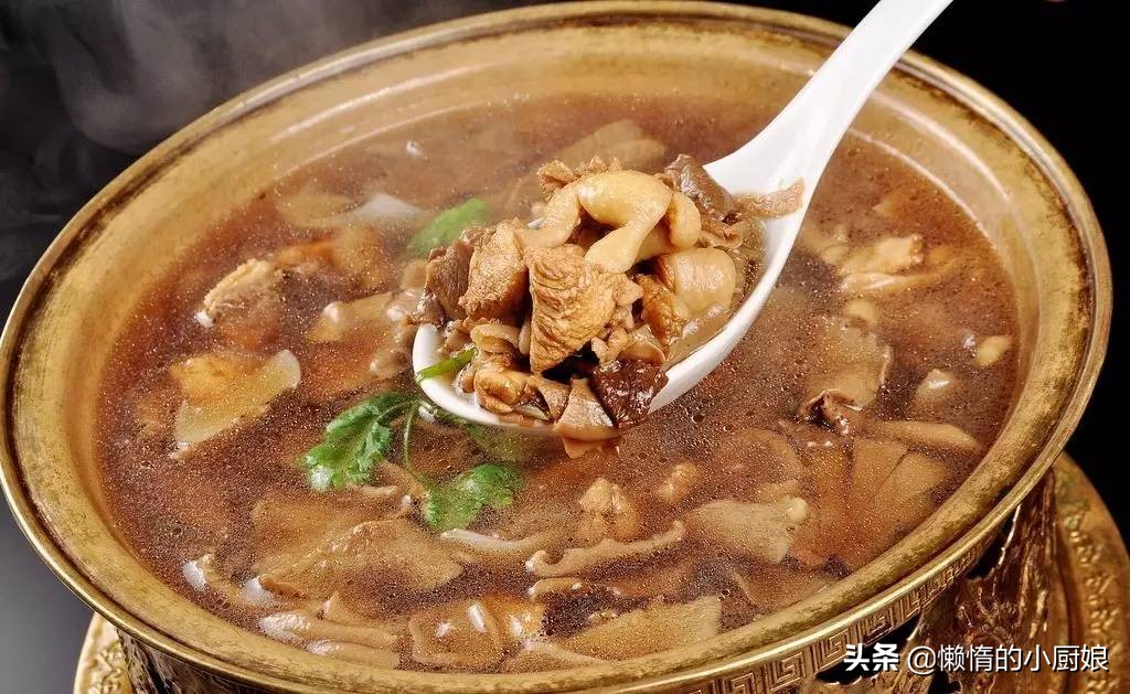 雞肉燉蘑菇,雞肉燉蘑菇的做法