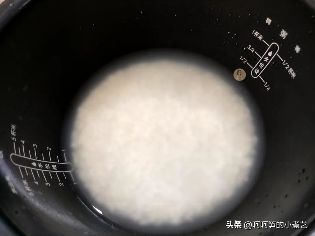 只要电饭煲就能做的咖喱饭，简单又好吃，快手还美味，适合新手党