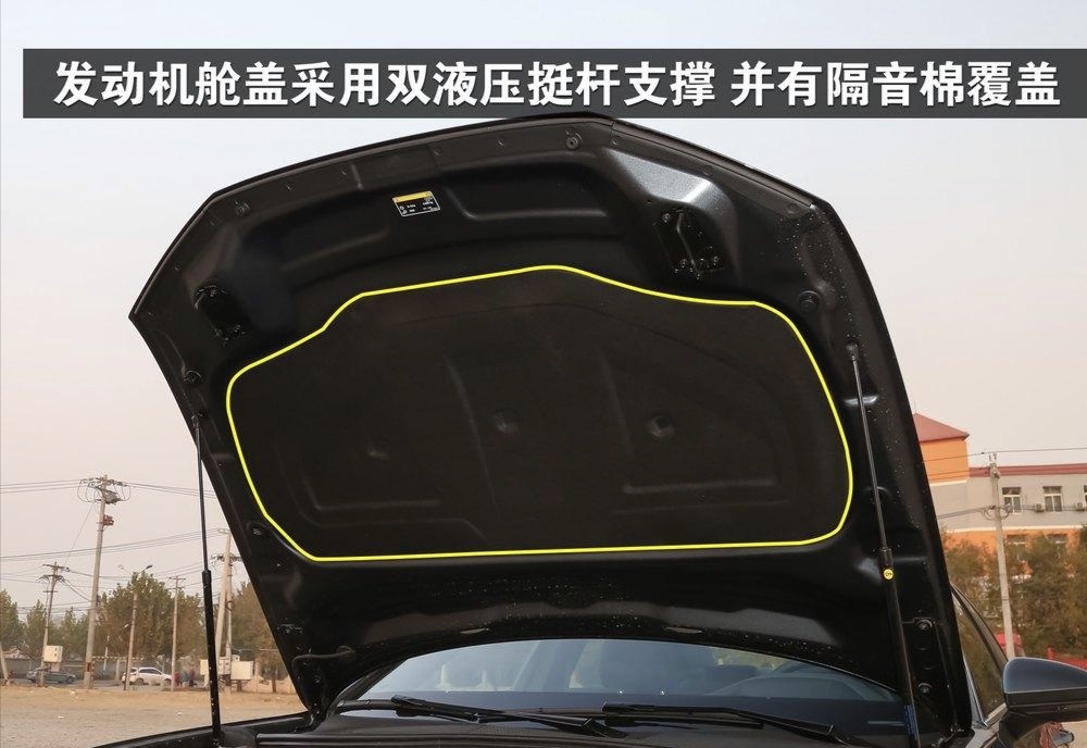 奥迪A6L内饰设计：三屏科技，实体按钮，A8L同款内饰