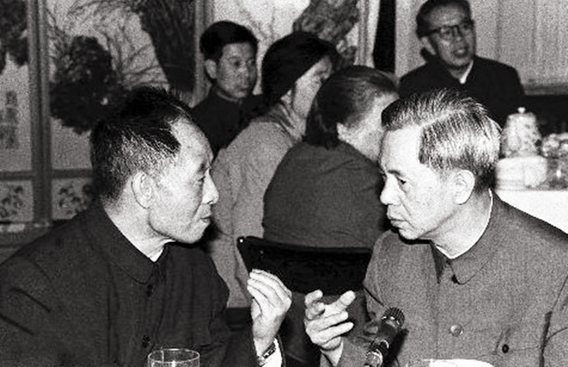 方毅：官至副国级，36岁任上海市委常委，63岁任中国科学院院长