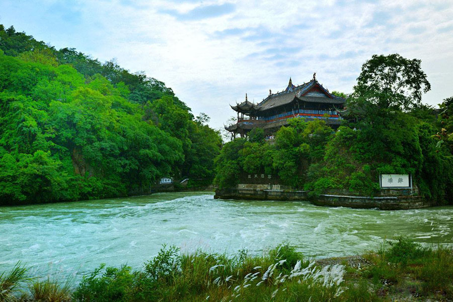 都江堰是什(shi)么时期修建的（都江堰是什么(me)时期修建的水利工程）-大连信息网