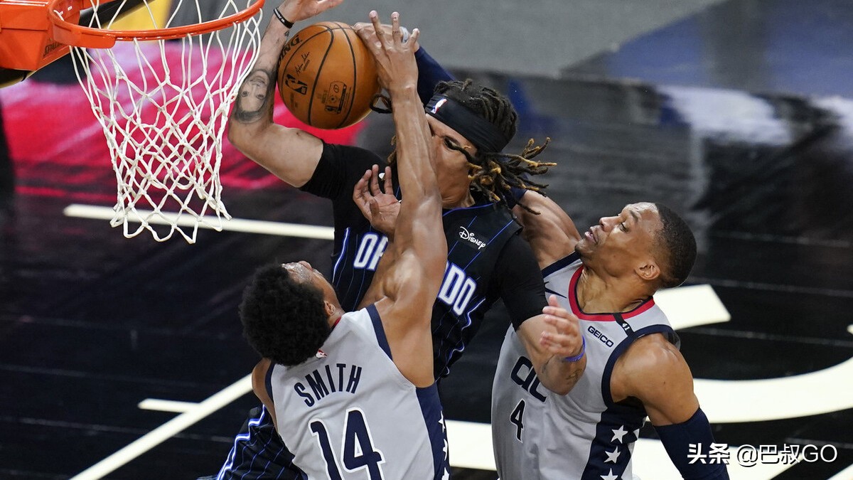 奇才131-116击败魔术（王炸轰49+20！比尔爆锤魔术，威少联盟第一，班巴天神下凡啊）