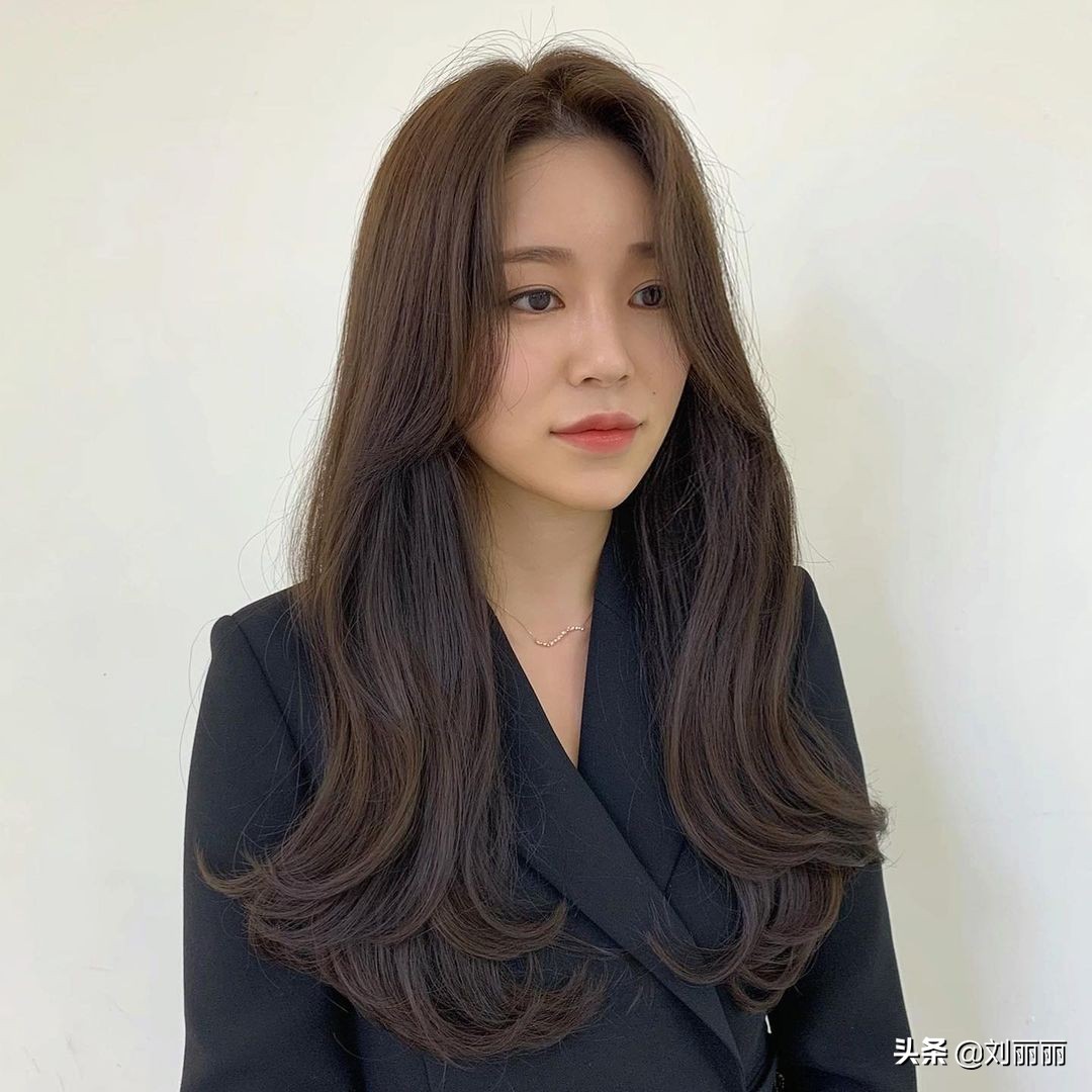 新流行发型19款，无论长短都很美，适合大多数年龄段的女性