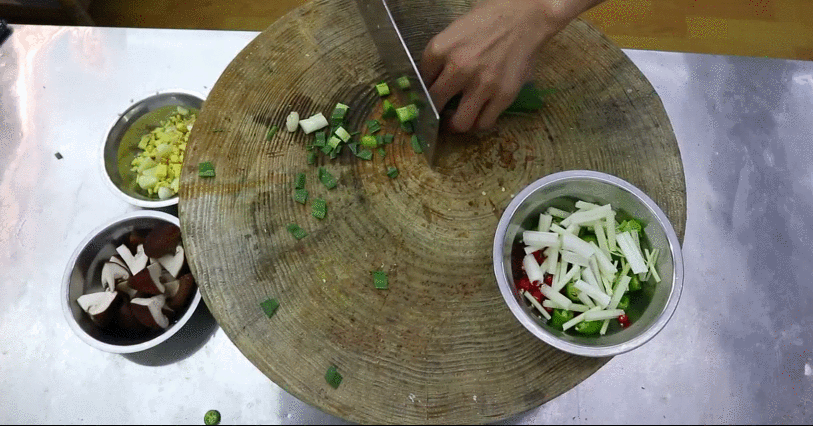 娃娃鱼怎么处理干净（娃娃鱼的最佳处理方法）