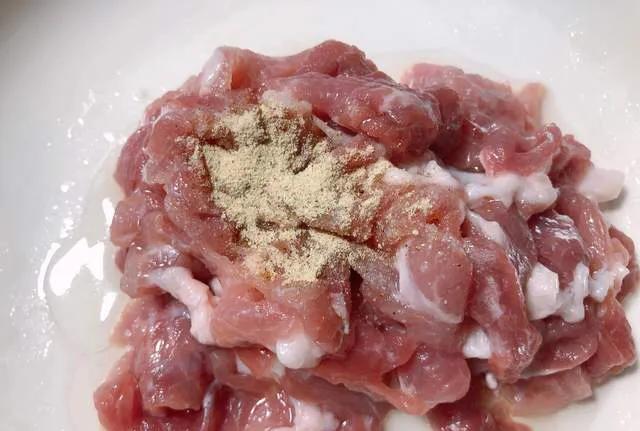 煮菠菜汤时，记住先做这“2步骤”鲜甜可口，喝一碗身上暖暖的