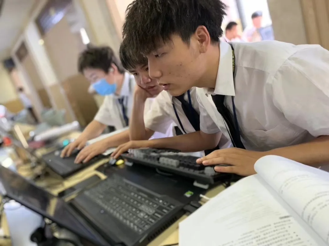 对不起，北大青鸟，真不是你想的那样