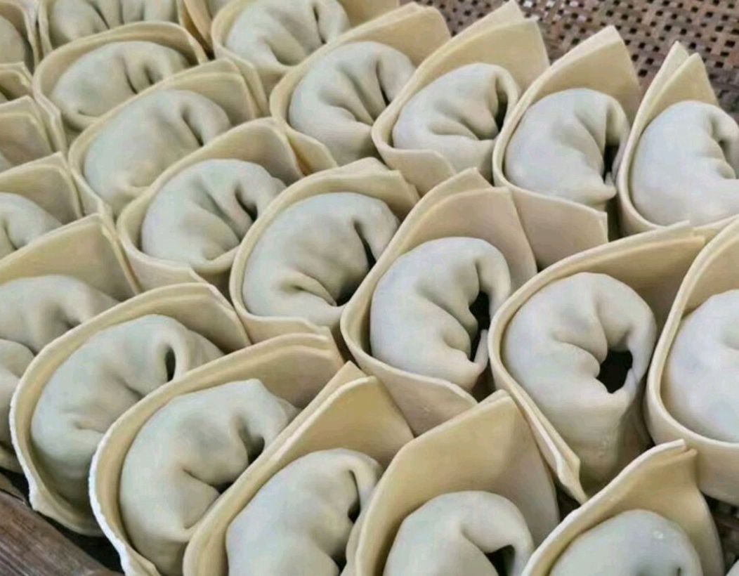 大馄饨万能肉馅调制方法,比饺子馅多加2物,馄饨馅香嫩抱团又好吃!