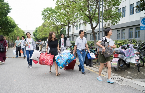 大一新生选床位也有“套路”，床位优势各有不同，提前了解不吃亏