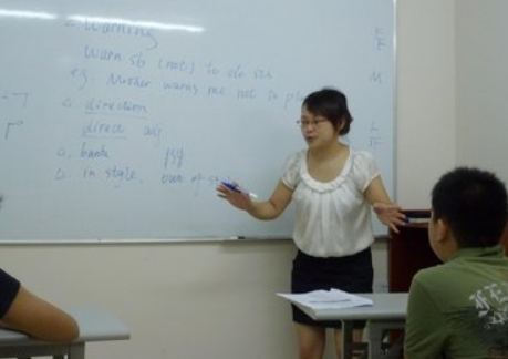 暑期补课班取消后，家教成为新的补课形式？教育部的回答来了