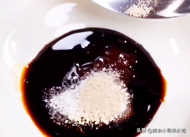 红烧茄子好吃有诀窍，学会这种做法，比饭店厨师做得还好吃