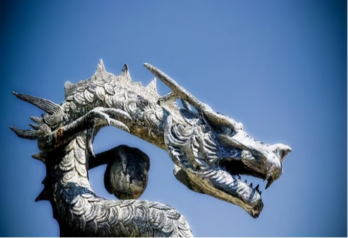 辽宁老人称9岁见过真龙,晚年主动上交5块龙骨,世界上真的有龙?