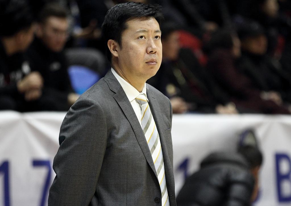 王治郅个人资料(追风少年王治郅:17岁成男篮史最年轻国手,登陆nba亚洲