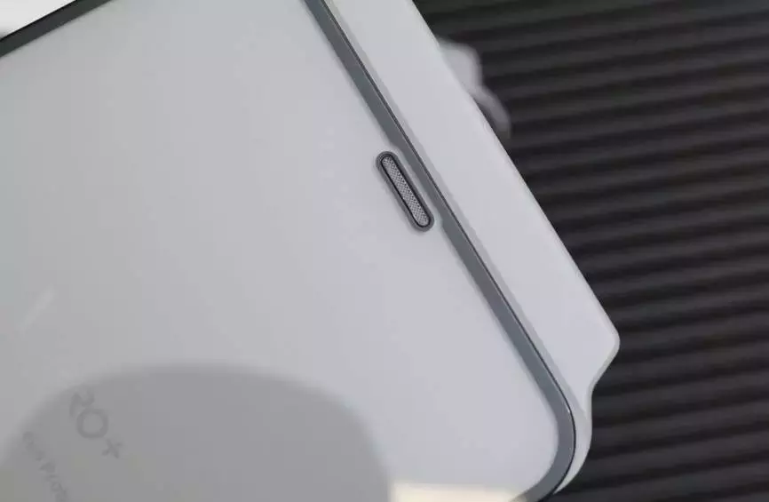 变着方法弄碎我的iPhone手机膜-17款钢化玻璃膜大横评