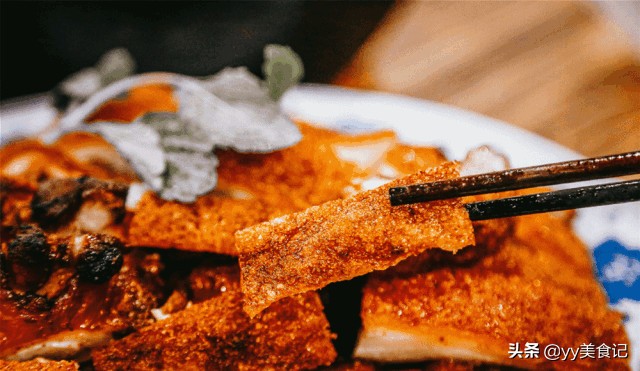 25年，鸭子做成大师，现烤猪要出太师｜原南宁明园两大厨再搞新意