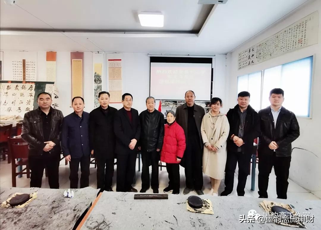 舒城县书法艺术家朱太平一行莅临我校交流指导工作