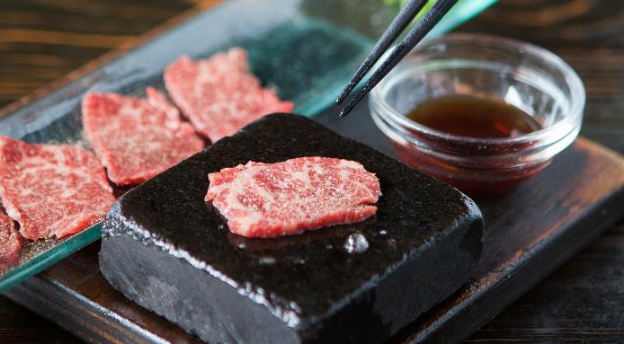 神户牛肉多少钱一斤（神户牛肉为什么那么贵）