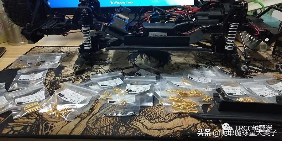 屌丝车升级干货：KM2更换全车金属螺丝