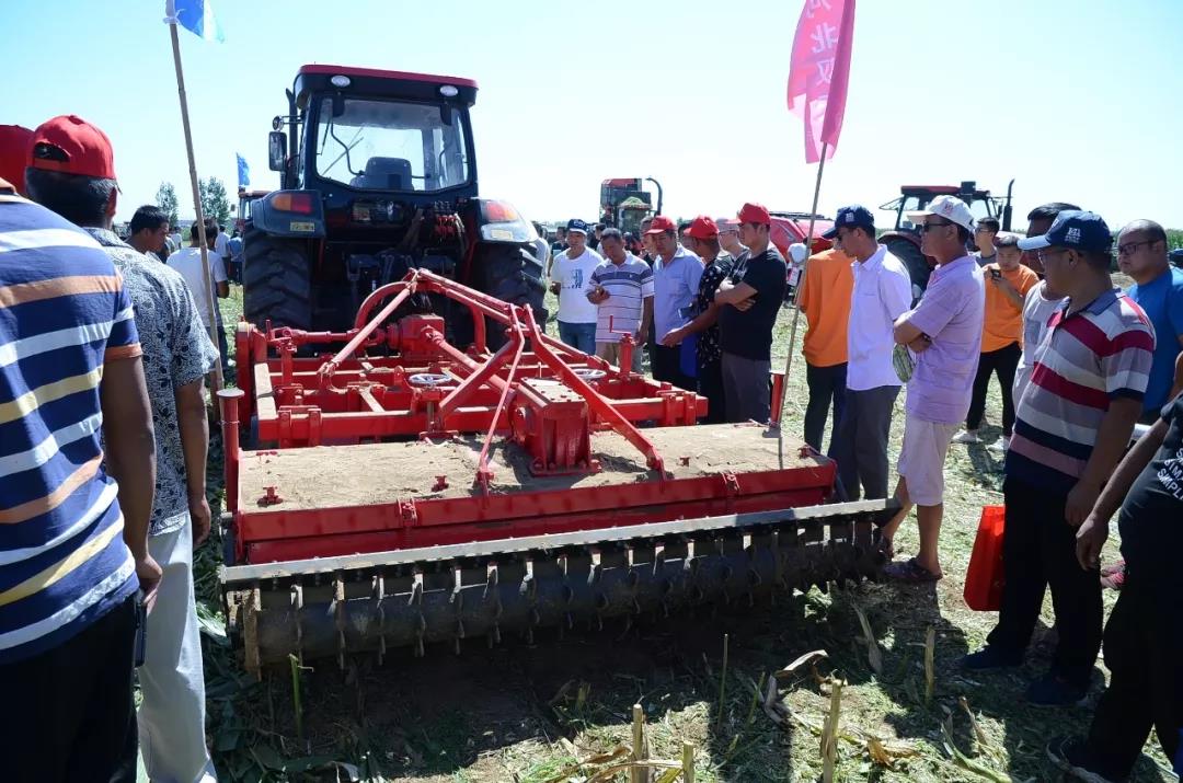 2019中国·庞口第二届华北农机地头展取得圆满成功