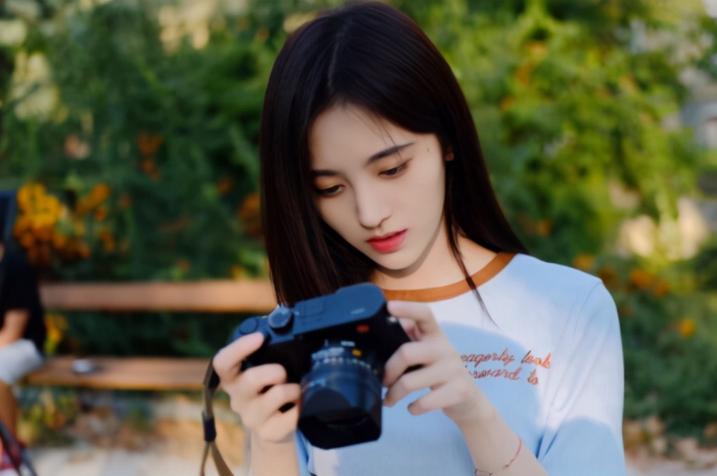 名校那些年的美女校花们,奶茶妹妹上榜!个顶个的优秀