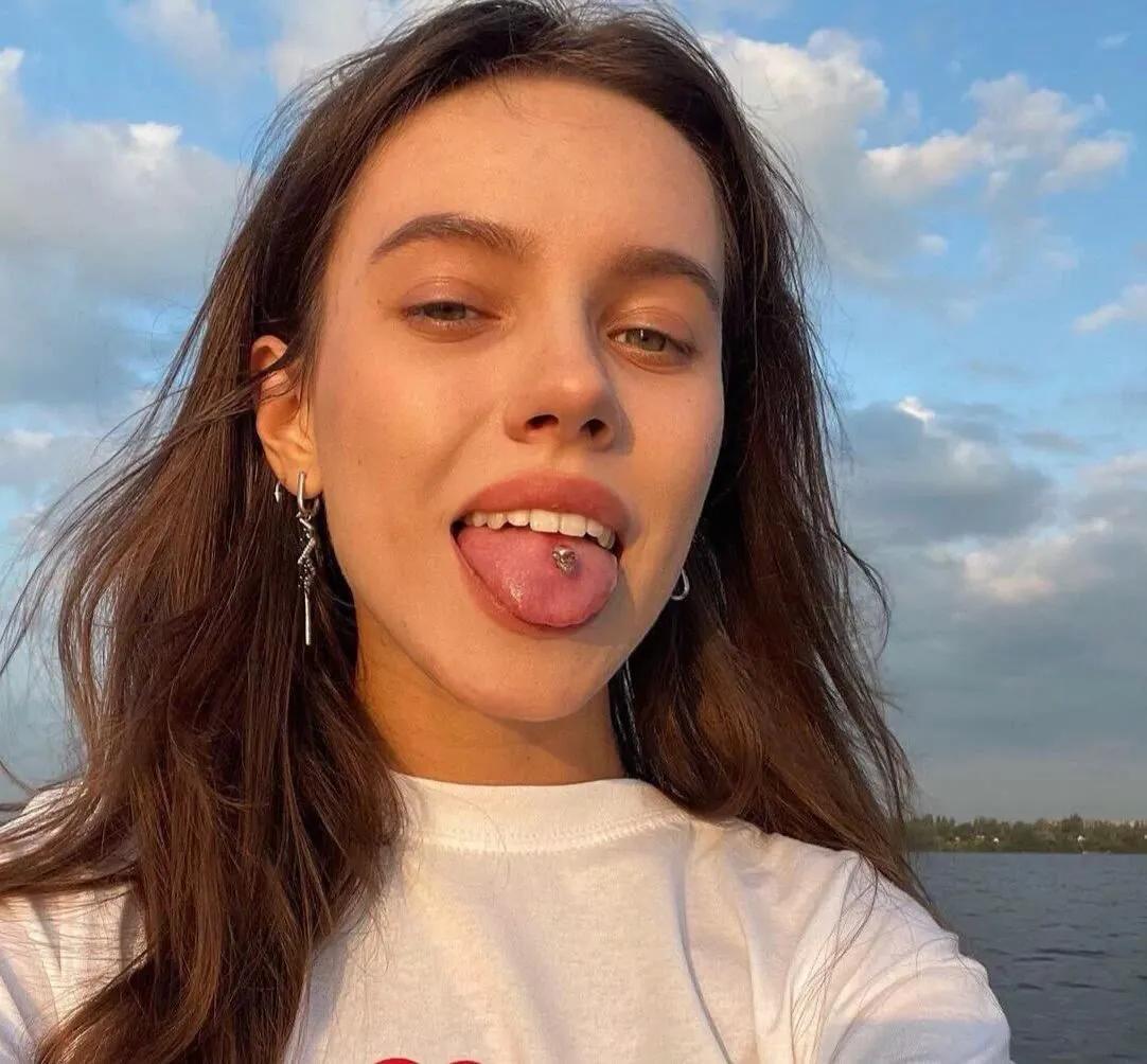 「关于头像」25张欧美女生头像无水印