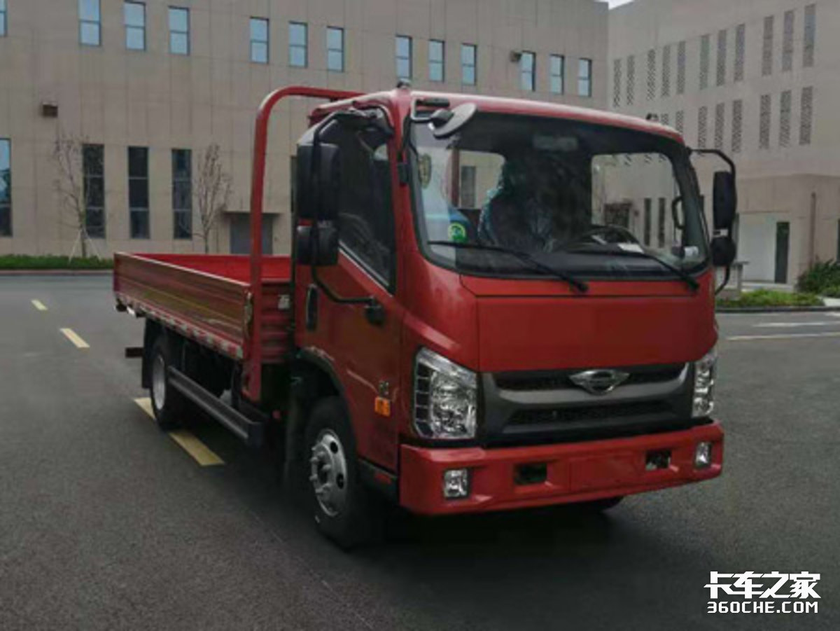 5吨的4米2车型,包括重汽howo,福田奥铃,陕汽轩德翼9,现代泓图,这几款