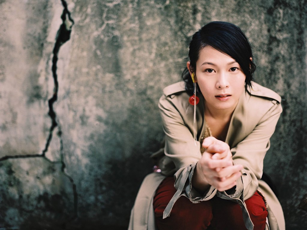 黄磊的玄妙情史，从兄妹情到第四种感情，靠才华征服了5个女人