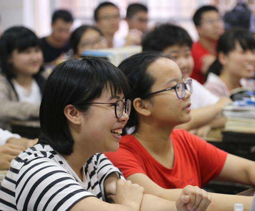 新高考模式迎来调整，3+1+2又要变成了这一种，明年有望实行