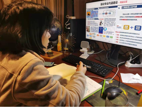 教授洗萝卜！3万余人“围观”超火课堂！四川这所大学“出圈”了！