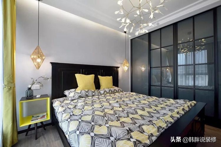 臥室太大怎麼布置？教你6個方法，不僅好看還提高收納功能，完美