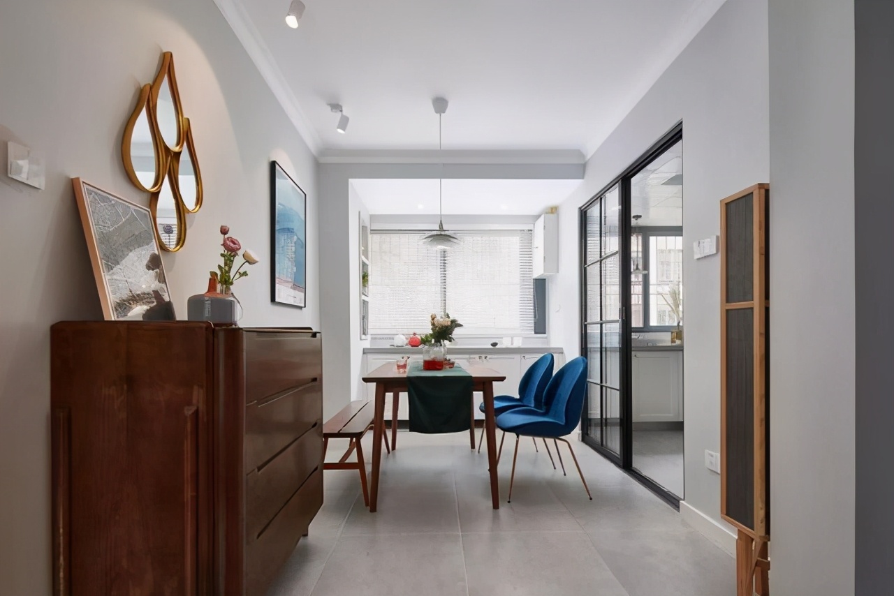 阳台只用来晾衣服？太可惜了，这样装修实用好几倍