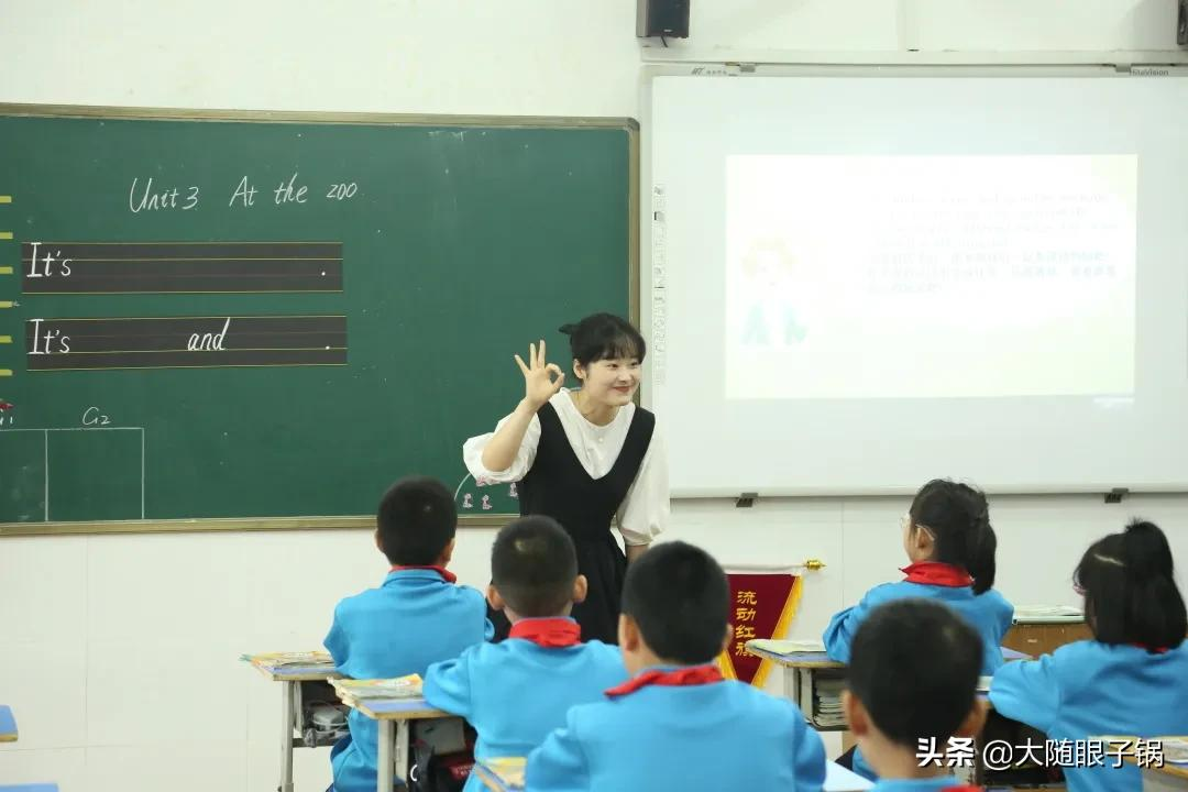 随州市外国语学校：课堂展风采 教研促成长