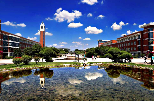 师范类大学排名出炉，前三地位依旧稳固，南师大排名惹争议