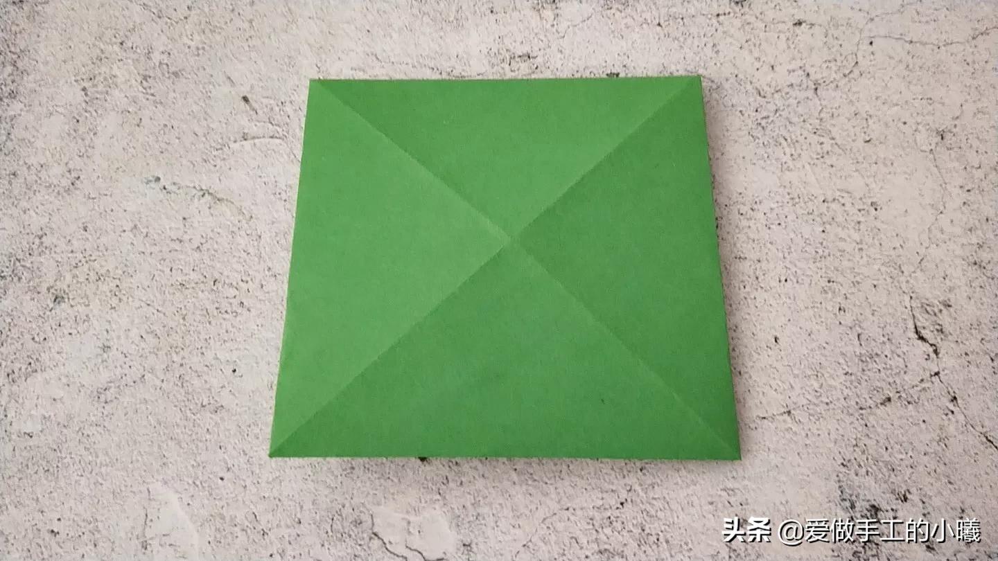 会动的青蛙折纸教程，简单有趣，好玩加倍