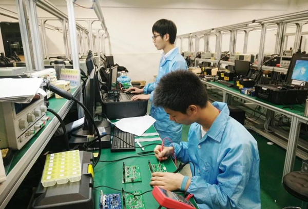 这所冷门学校，毕业生月薪过万，中年人看完想回炉重造