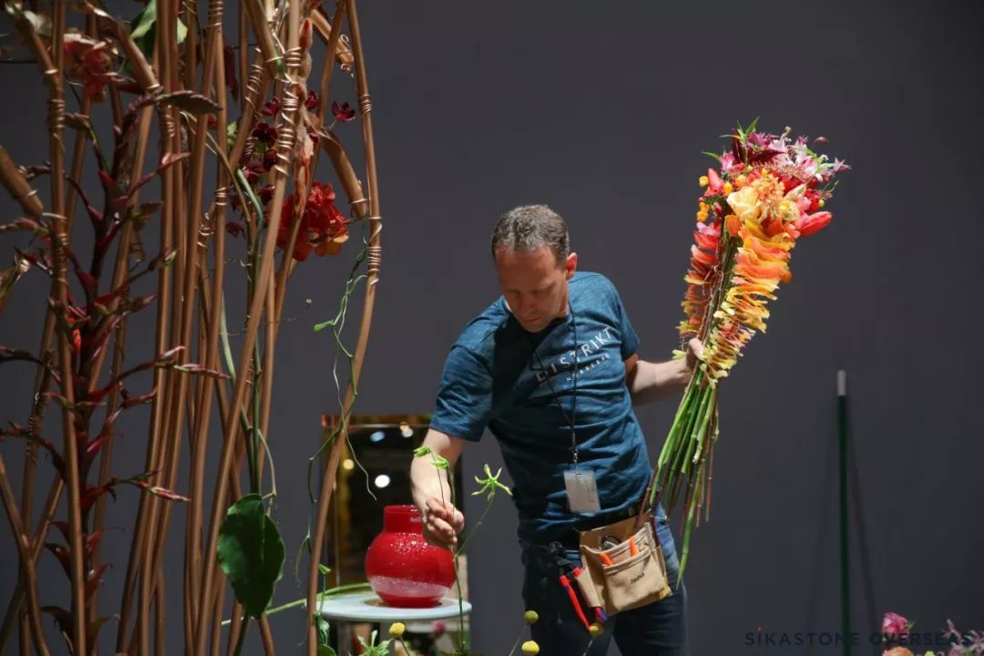 2019年费城花艺世界杯(“手绑的花艺师，色彩的力量”——2019美国花艺世界杯首日告结)