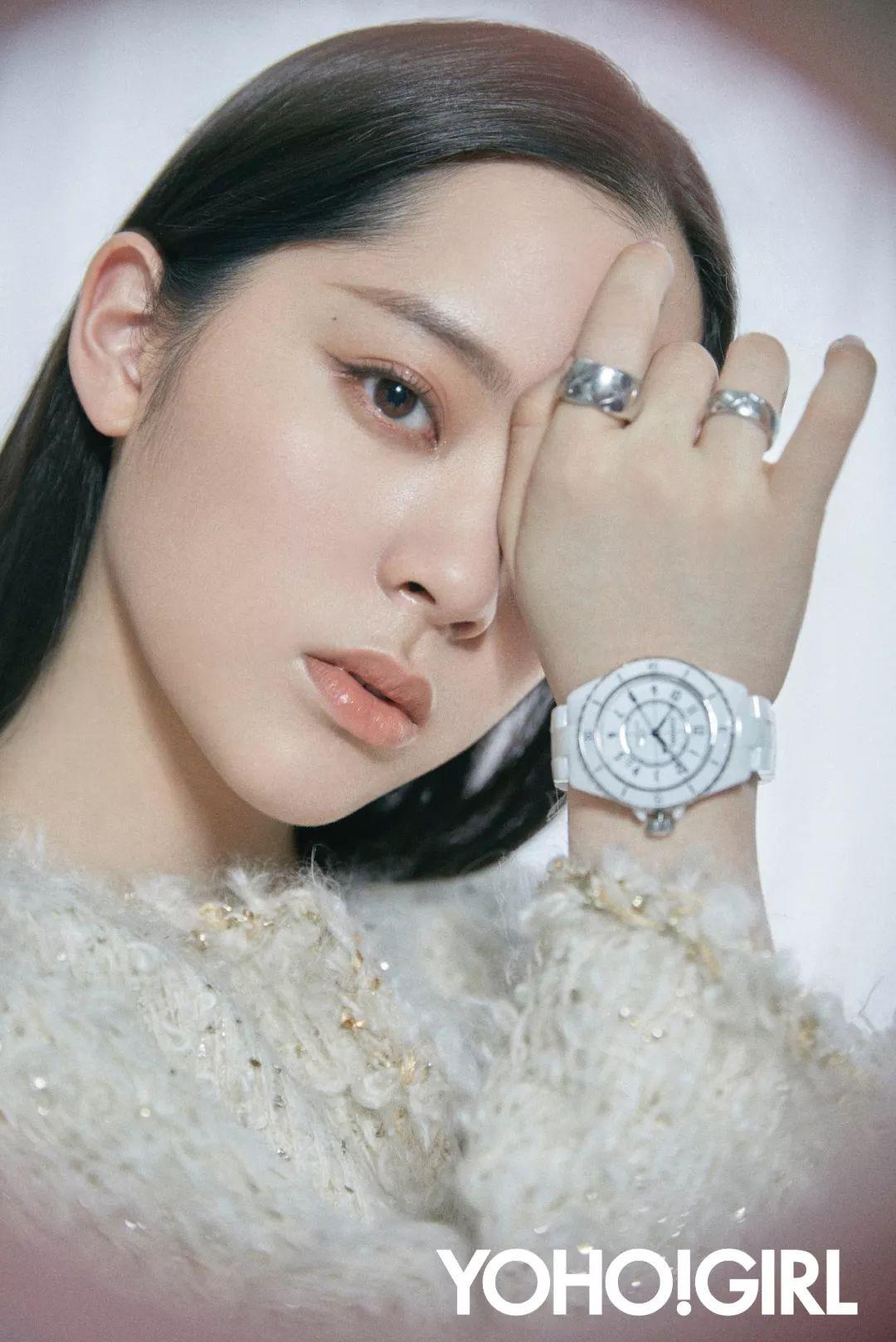 欧阳娜娜的大学暑假如何度过？「19岁不是给自己放假的年龄」