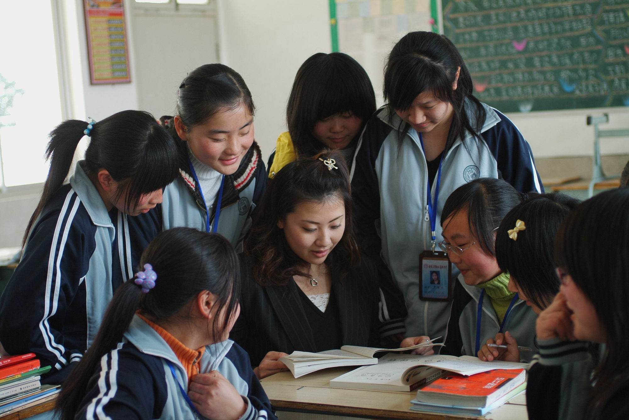 私立学校转公之后，私立学校的老师能直接入编吗？教育部给出解释