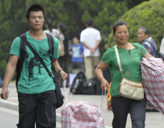 工作后才醒悟，去省外和在省内读大学差别很大，还好选对了
