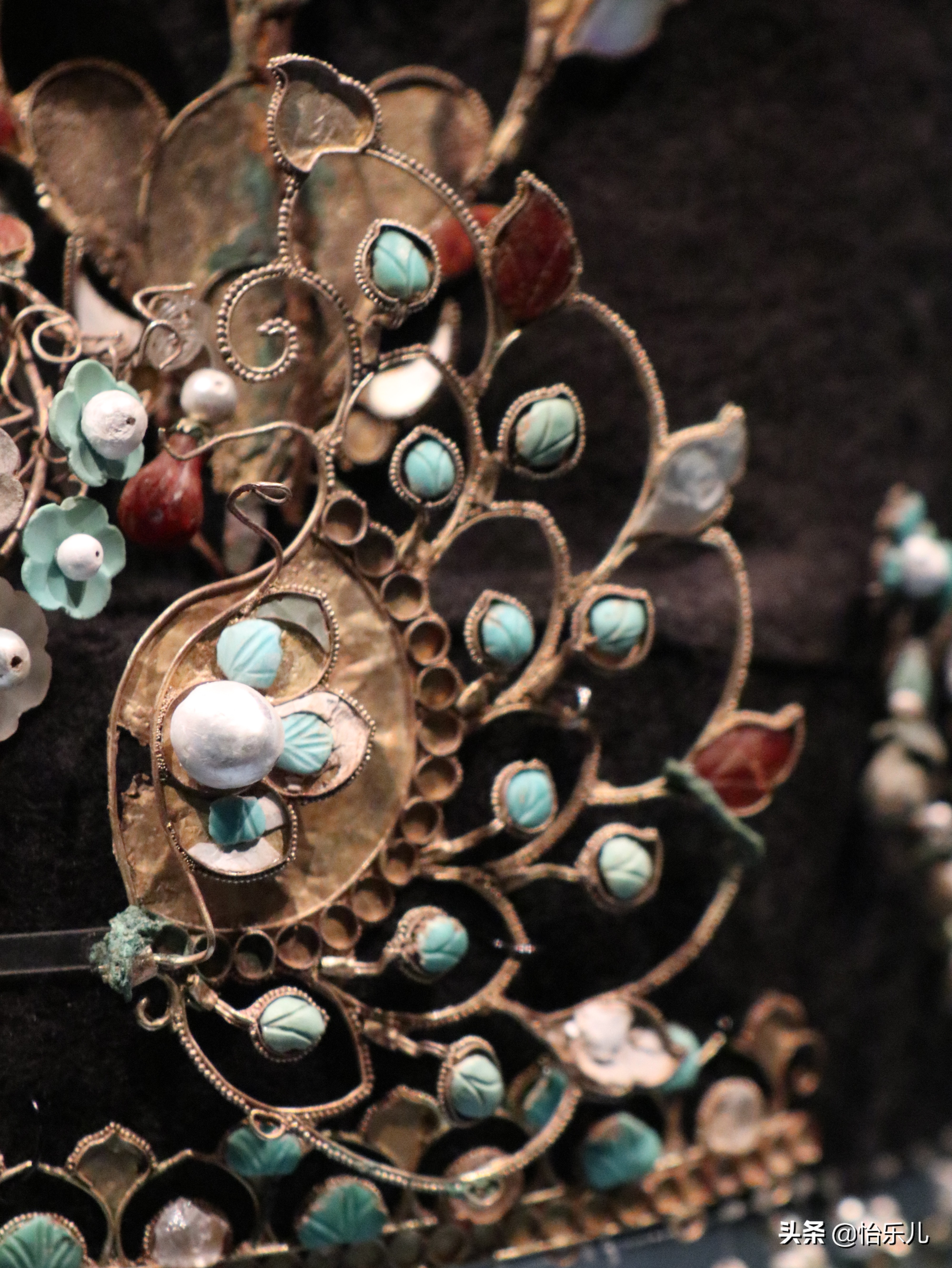 来首博,看25岁唐代公主的金冠,这可是世界上唯一一套