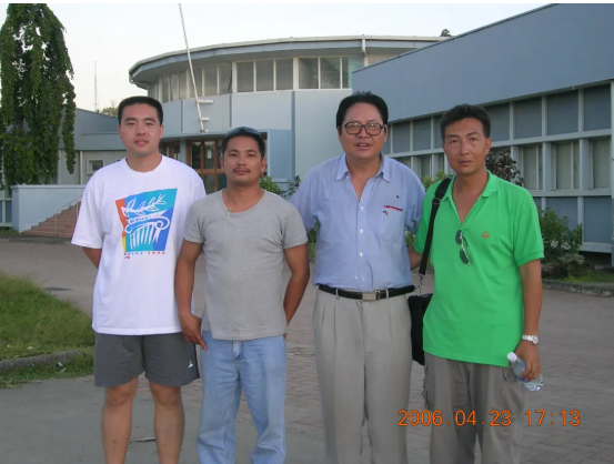 传奇！山东这个男人：从山区走出，担任外交官，还荣立二等功！