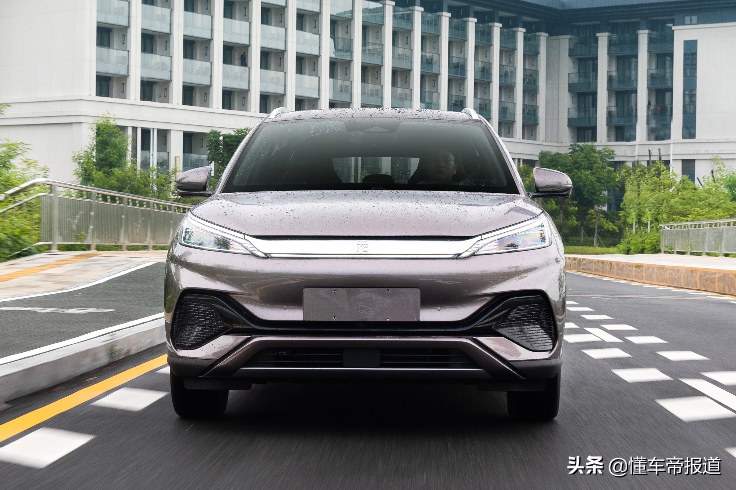 新车 | 定了！比亚迪元PLUS将于成都车展亮相，内饰/配悬浮大屏