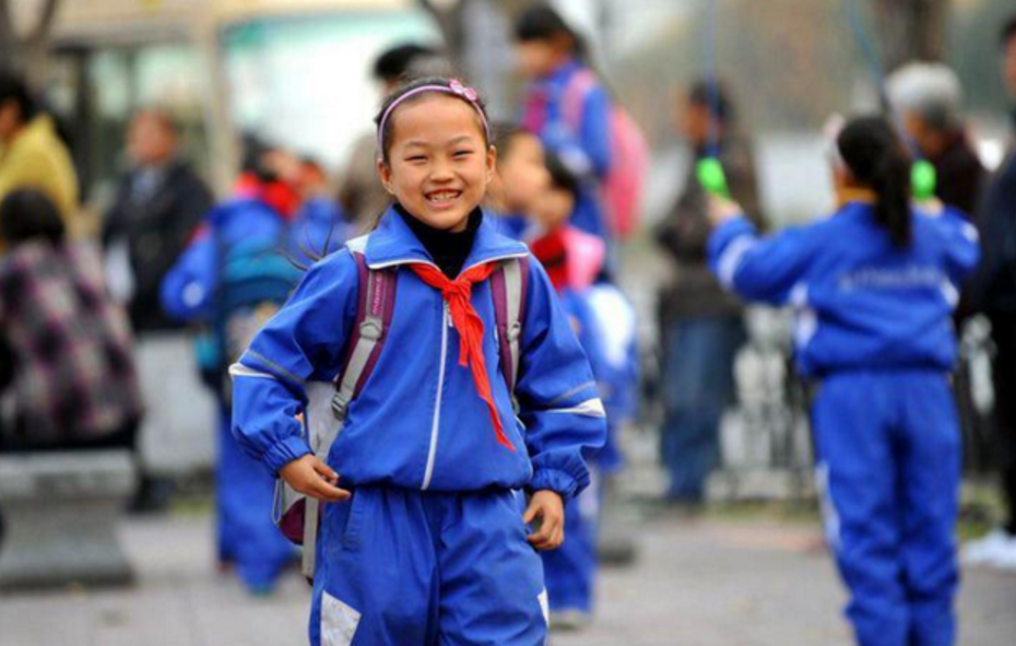 中小学生“暑假时间”定了！同时取消暑假作业？家长一筹莫展