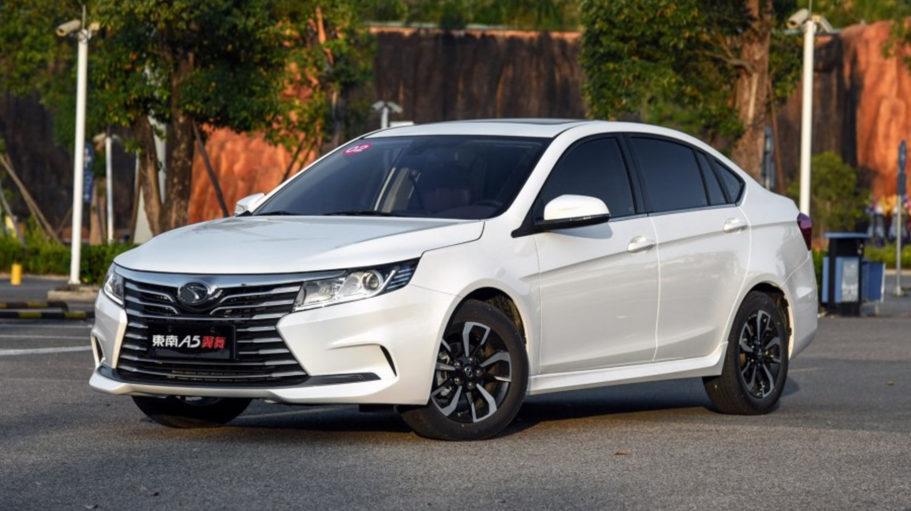 东南a5翼舞改装效果_东南汽车a5翼舞 - 阜阳汽车网