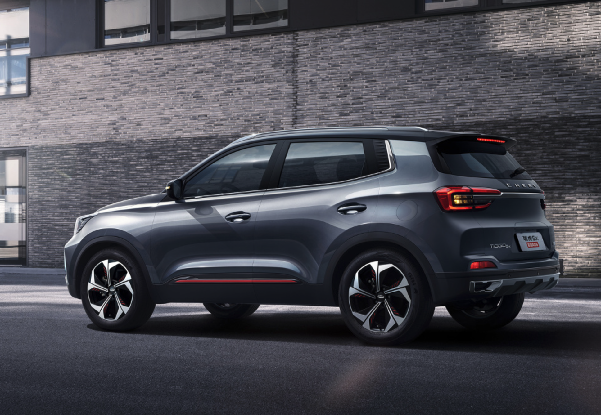 预算10万左右买SUV？趁着还有芯片，这3款国产SUV值得下手